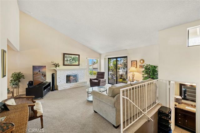 216 W Escalones, San Clemente, CA 92672