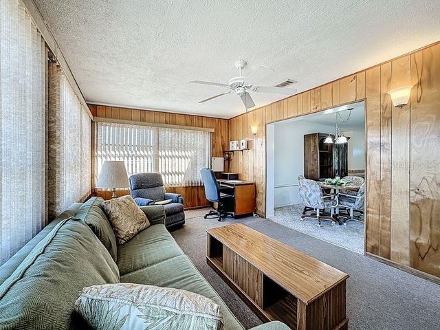 313 GRANADA BOULEVARD, North Port, FL 34287