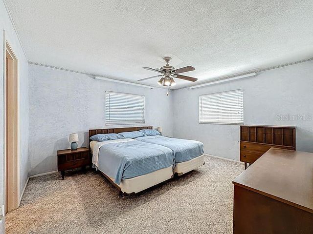 313 GRANADA BOULEVARD, North Port, FL 34287