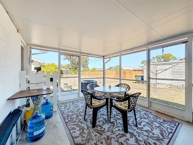 313 GRANADA BOULEVARD, North Port, FL 34287