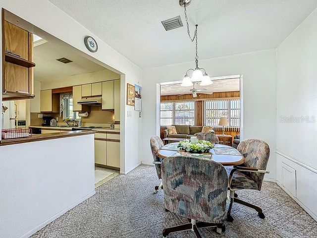 313 GRANADA BOULEVARD, North Port, FL 34287