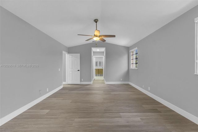 1140 Cedar Falls Dr, Weston, FL 33327
