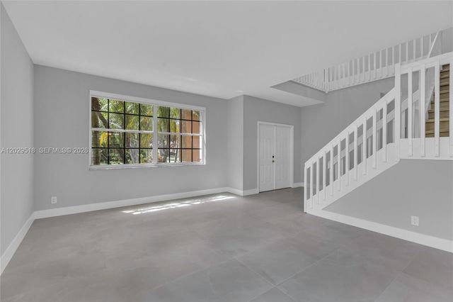 1140 Cedar Falls Dr, Weston, FL 33327