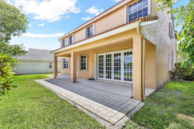 1140 Cedar Falls Dr, Weston, FL 33327