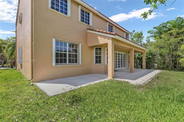 1140 Cedar Falls Dr, Weston, FL 33327