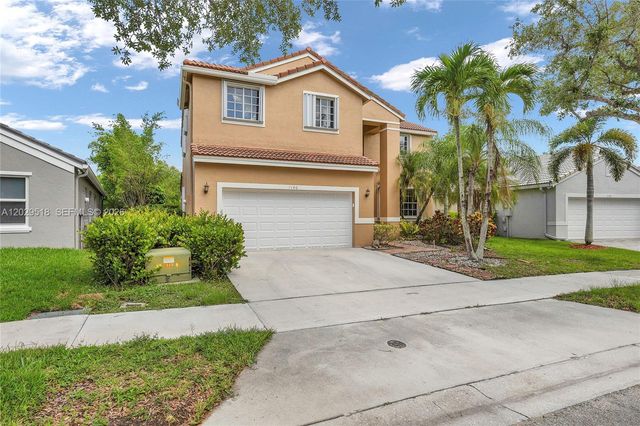 1140 Cedar Falls Dr, Weston, FL 33327