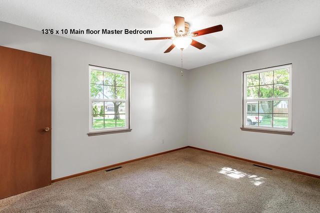 1211 Sunset Dr., Mulvane, KS 67110