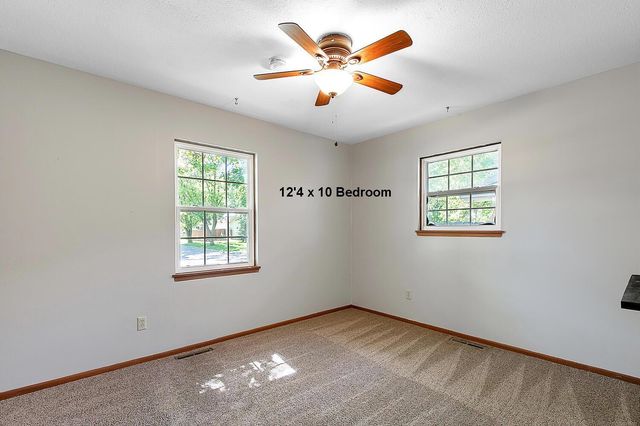 1211 Sunset Dr., Mulvane, KS 67110