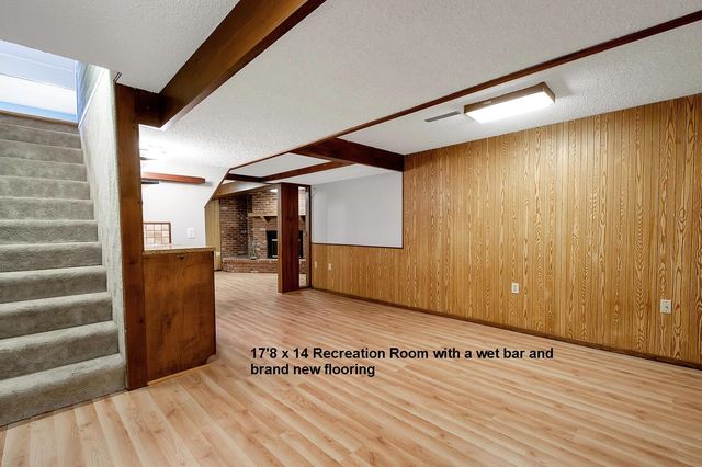 1211 Sunset Dr., Mulvane, KS 67110