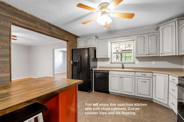 1211 Sunset Dr., Mulvane, KS 67110