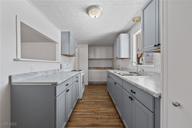 390 West Thomas Avenue, Overton, NV 89040