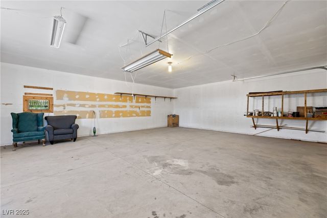 390 West Thomas Avenue, Overton, NV 89040