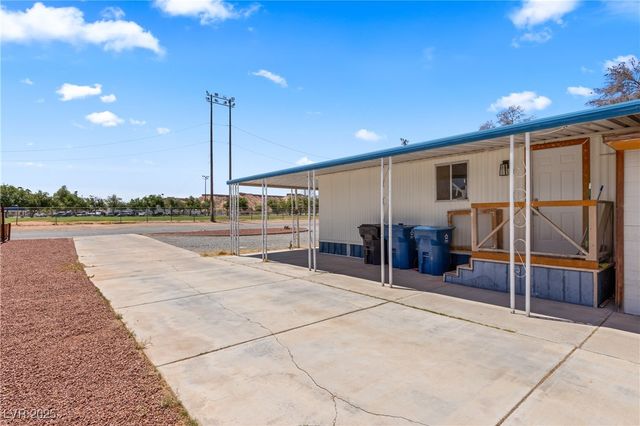 390 West Thomas Avenue, Overton, NV 89040