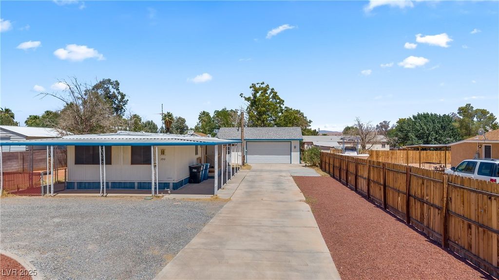 390 West Thomas Avenue, Overton, NV 89040