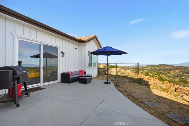 39472 Vista Del Bosque, Murrieta, CA 92562
