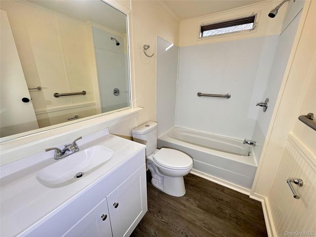 21 Mele Lane, New Paltz, NY 12561