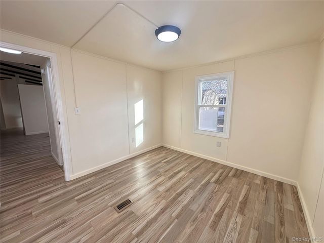 21 Mele Lane, New Paltz, NY 12561