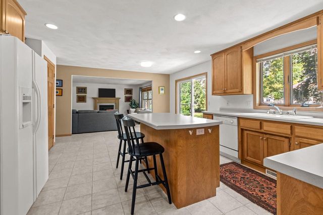 3116 E SANDPIPER LANE, Appleton, WI 54913