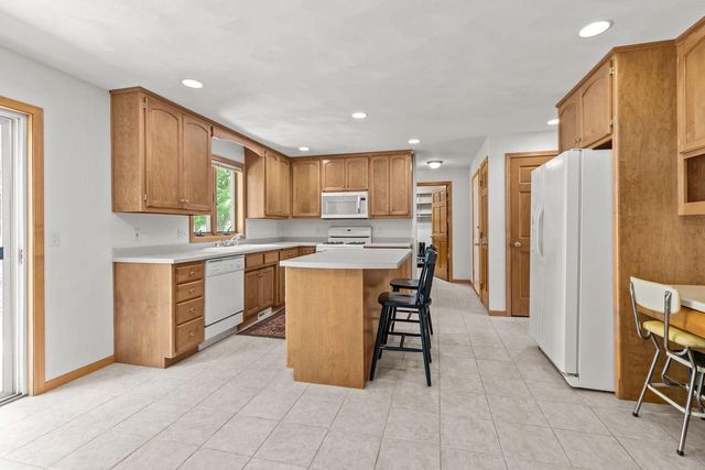 3116 E SANDPIPER LANE, Appleton, WI 54913