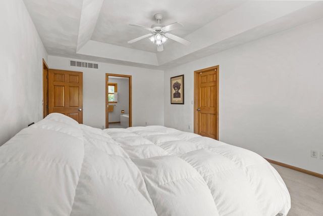 3116 E SANDPIPER LANE, Appleton, WI 54913