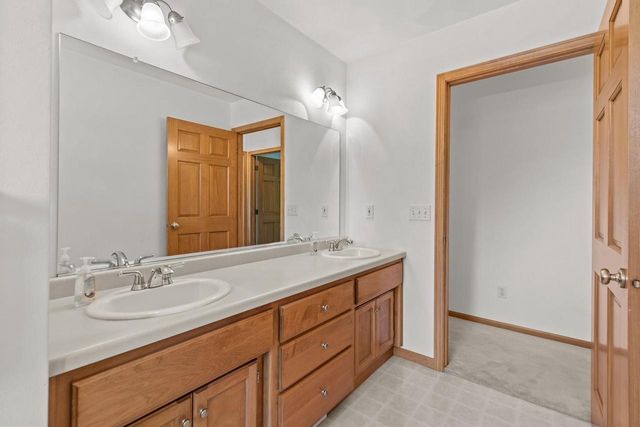 3116 E SANDPIPER LANE, Appleton, WI 54913