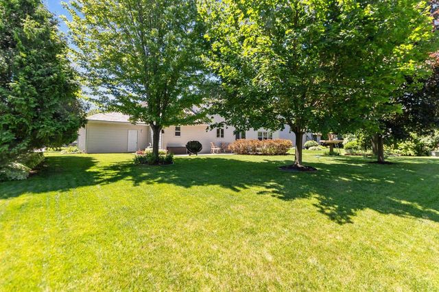 3116 E SANDPIPER LANE, Appleton, WI 54913