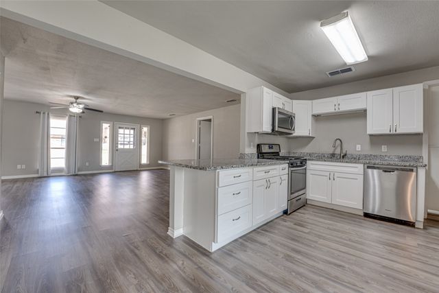 407 Kenway Street, Rockwall, TX 75087