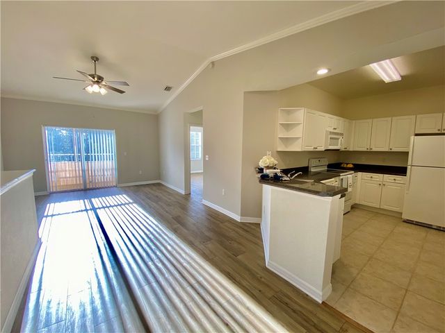 2482 57th Circle 2482, Vero Beach, FL 32966