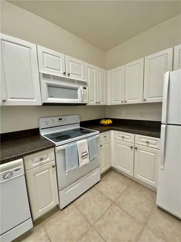 2482 57th Circle 2482, Vero Beach, FL 32966