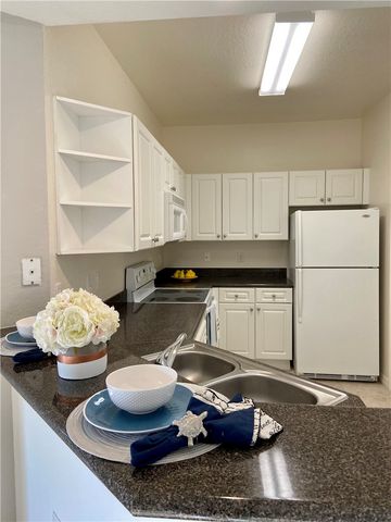 2482 57th Circle 2482, Vero Beach, FL 32966