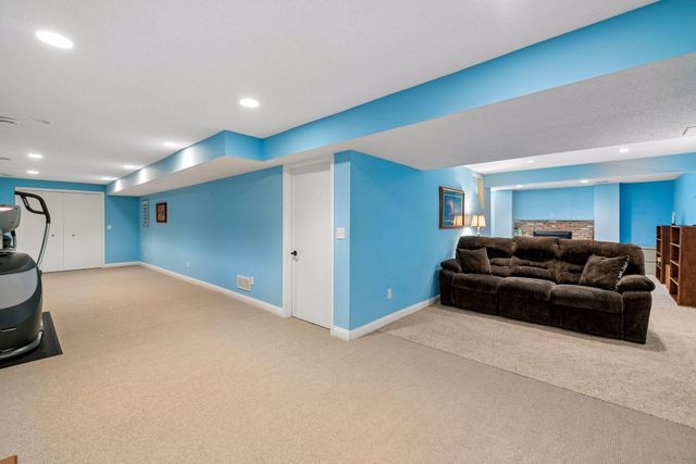 5000 Normandale Hglds Drive, Bloomington, MN 55437