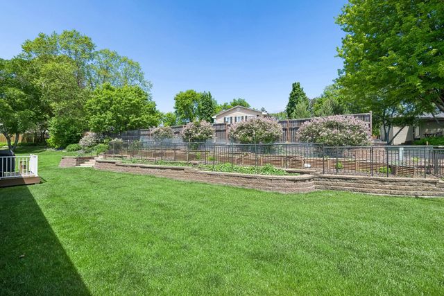 5000 Normandale Hglds Drive, Bloomington, MN 55437