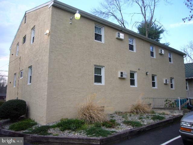 136 E PARK AVE, Sellersville, PA 18960