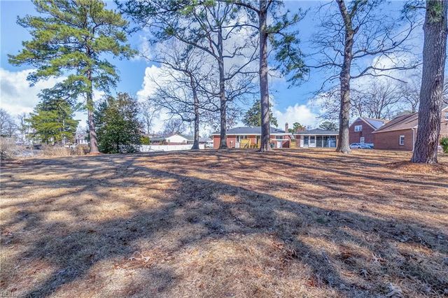 5801 Lathan RD, Norfolk, VA 23502