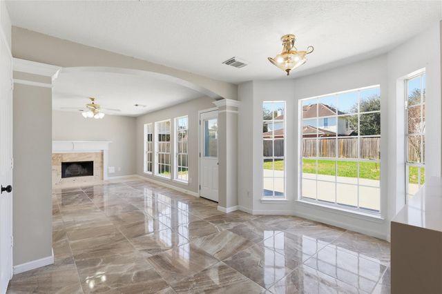 403 Roans Prarie Lane, Richmond, TX 77469