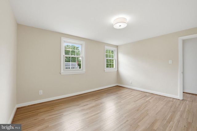 5948 10TH RD N, Arlington, VA 22205