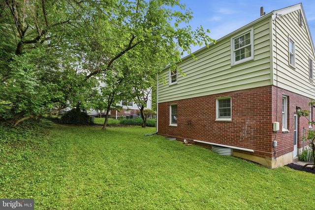 5948 10TH RD N, Arlington, VA 22205