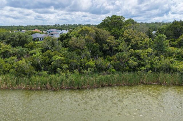 18 N LAKEWALK DRIVE, Palm Coast, FL 32137