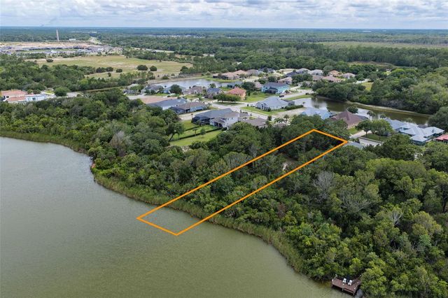 18 N LAKEWALK DRIVE, Palm Coast, FL 32137