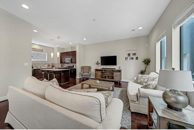 961 Saint Augustine Street, Houston, TX 77023