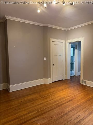1543 Quarrier Street, Charleston, WV 25311