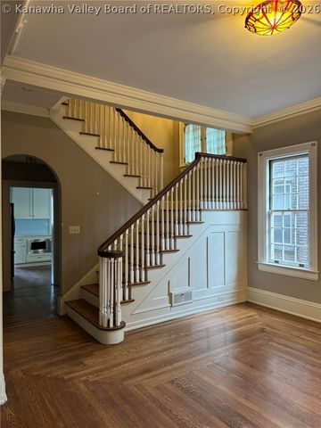 1543 Quarrier Street, Charleston, WV 25311