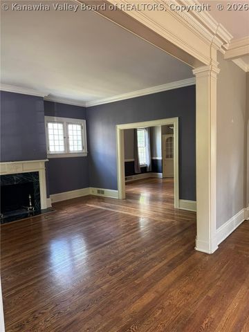 1543 Quarrier Street, Charleston, WV 25311
