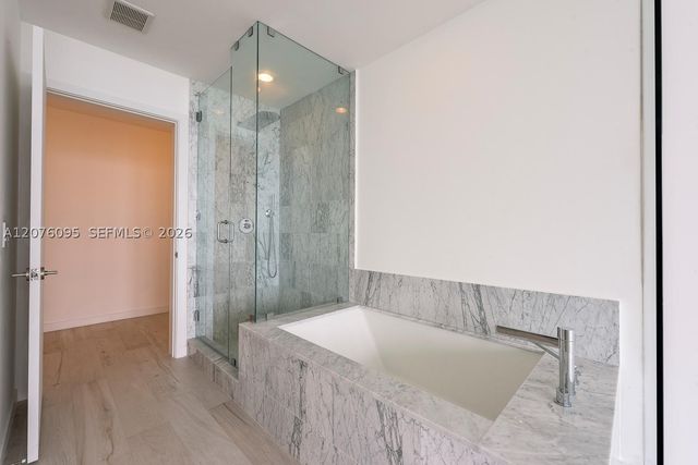 480 NE 31st St 2101, Miami, FL 33137