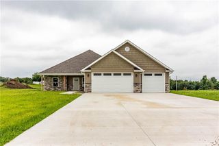 30 SW 160th Road, Warrensburg, MO 64093