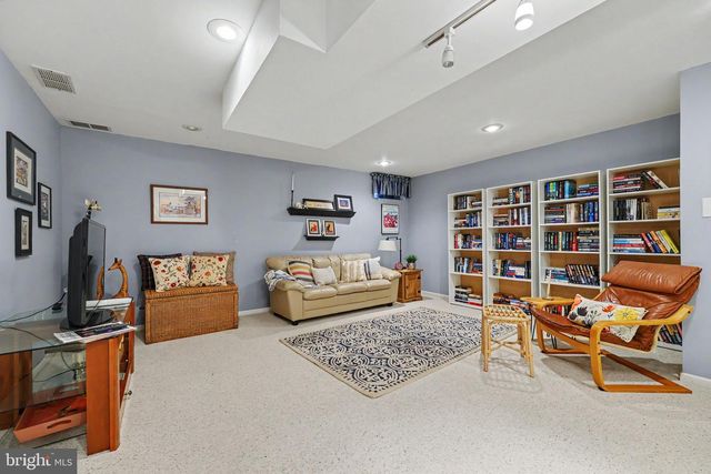 138 JORDAN CT, Royersford, PA 19468