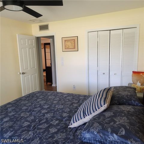 188 Willoughby DR, Naples, FL 34110