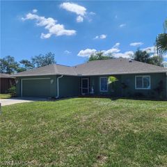 188 Willoughby DR, Naples, FL 34110