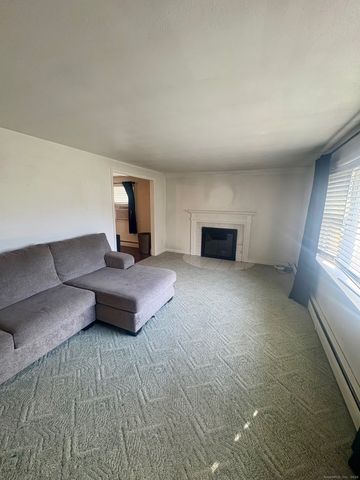 404 Newfield Street, Middletown, CT 06457