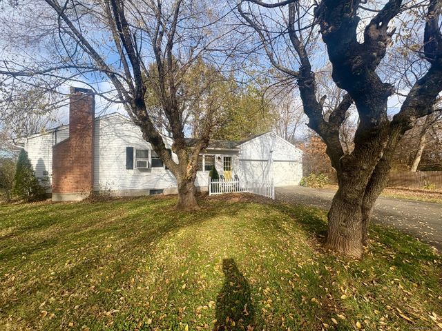 404 Newfield Street, Middletown, CT 06457